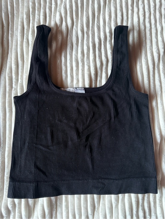 Ardene Tops - 4 for $20 🫧 ARDENE // Black Ribbed Tank Top